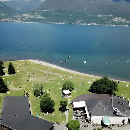 Daire Como Lake Home *